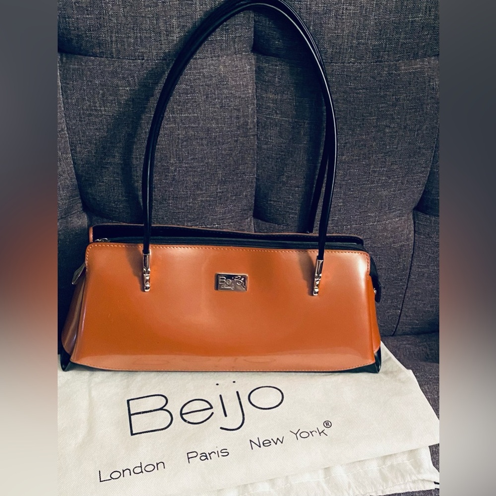 NWOT Beijo brown-pink Shoulder Bag with dust bag